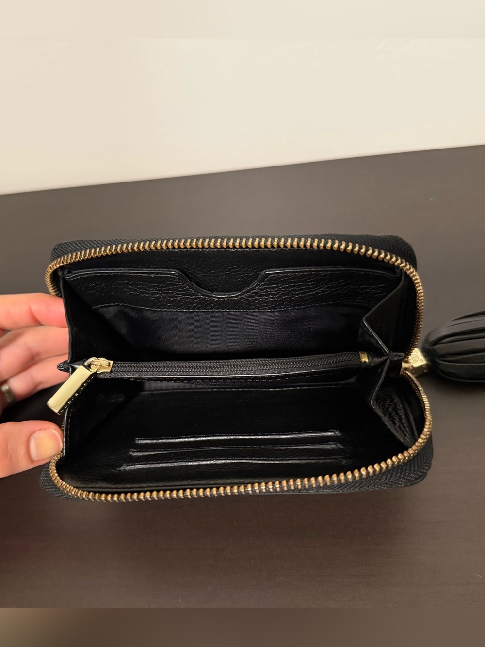 Tory Burch Thea Zip Continental Wallet Black Leather Tassel - Picture 8 of 12